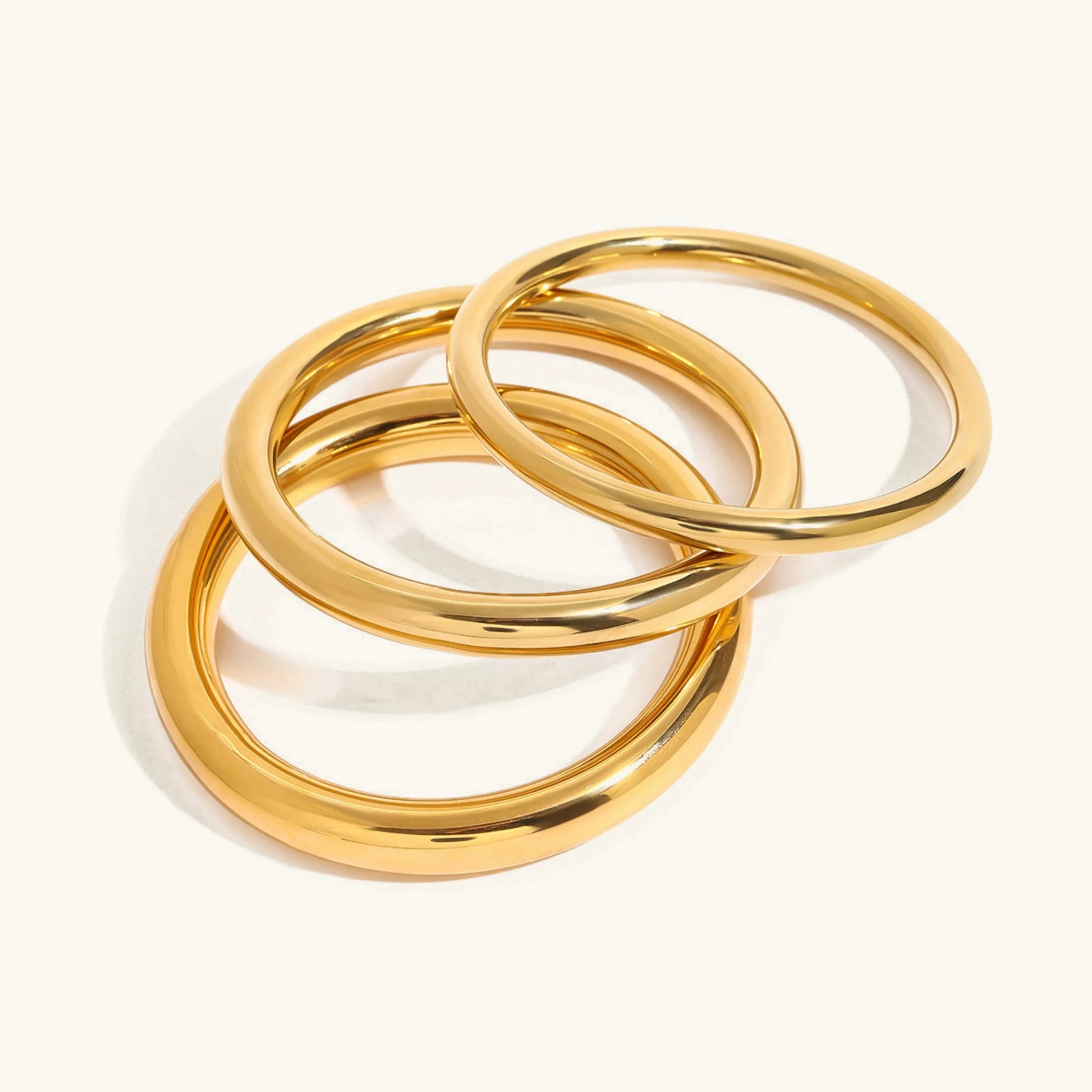 Smooth Gold Bangle