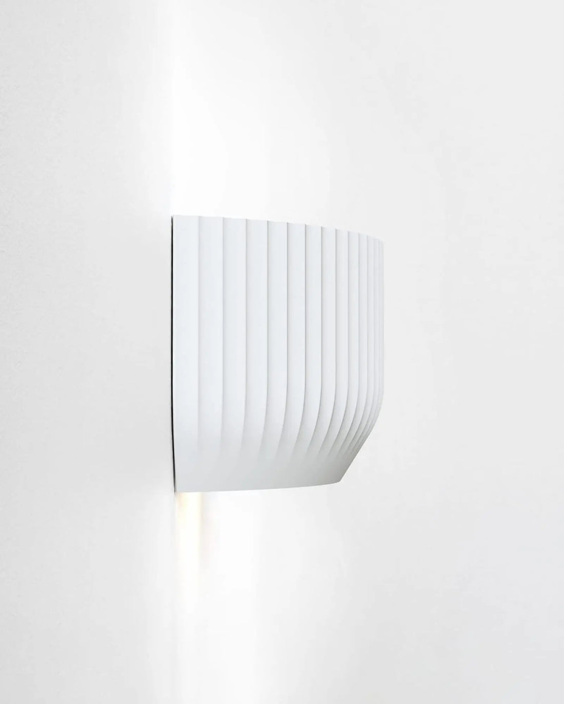 Pleated Plaster Wall Light