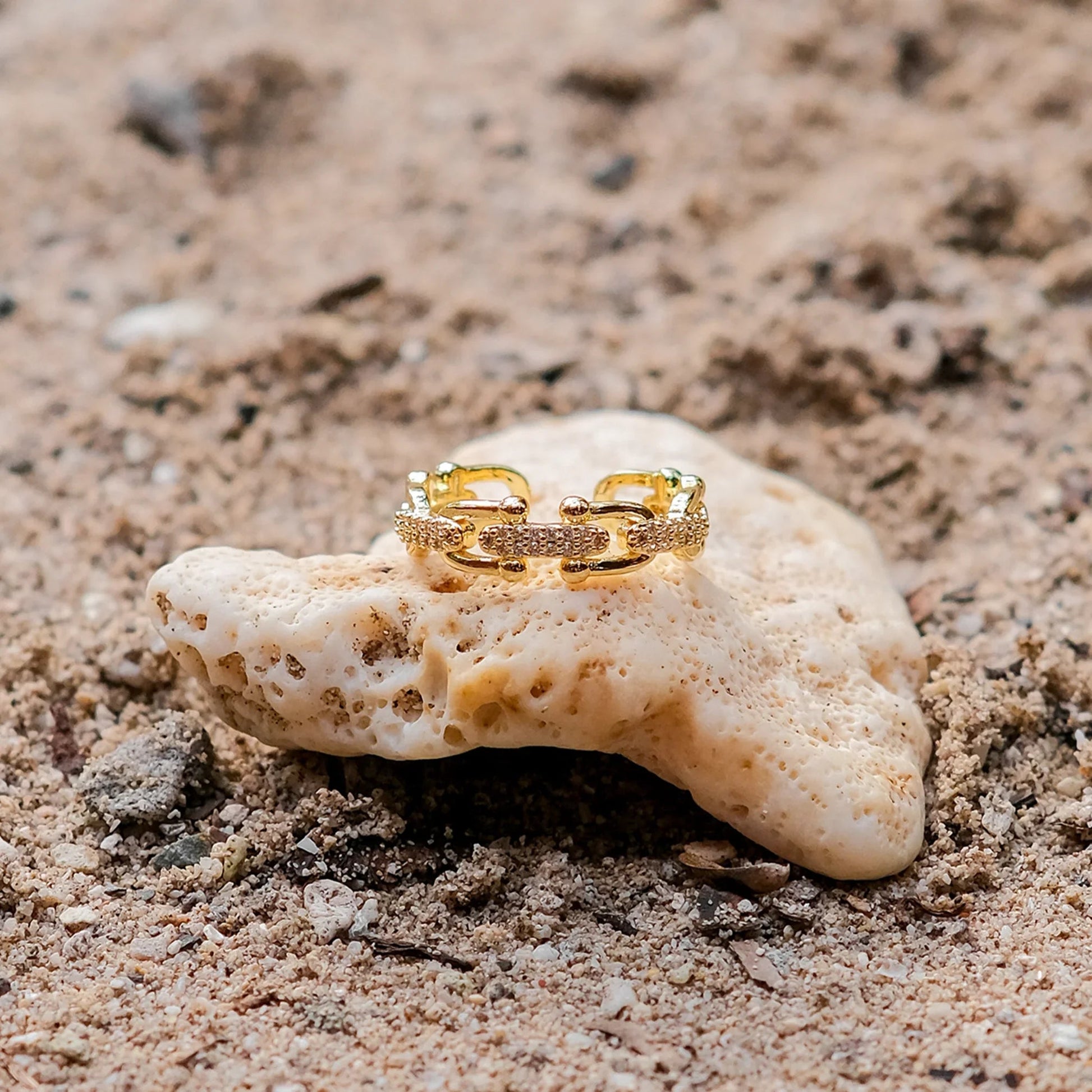 Reya Gold Ring