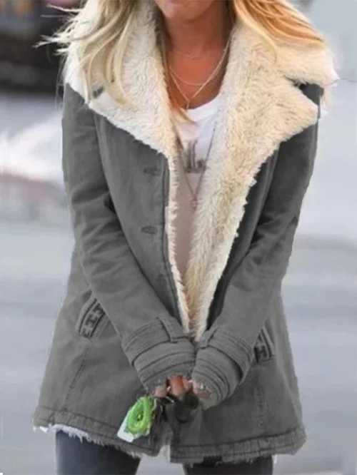 Warm Winter Coat in Chic and Cozy Design