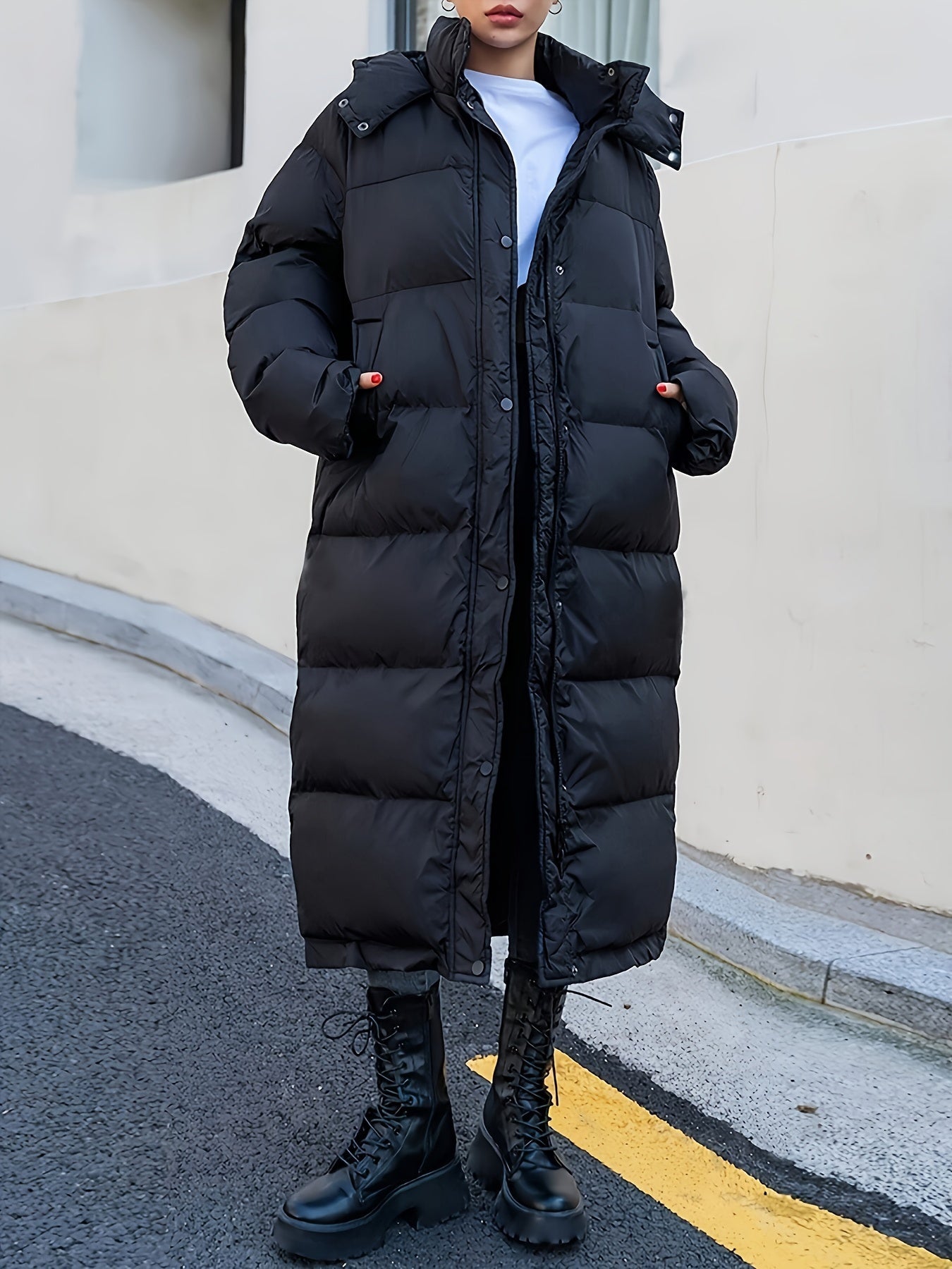 Cozy Black Puffer Jacket with Winter Insulation