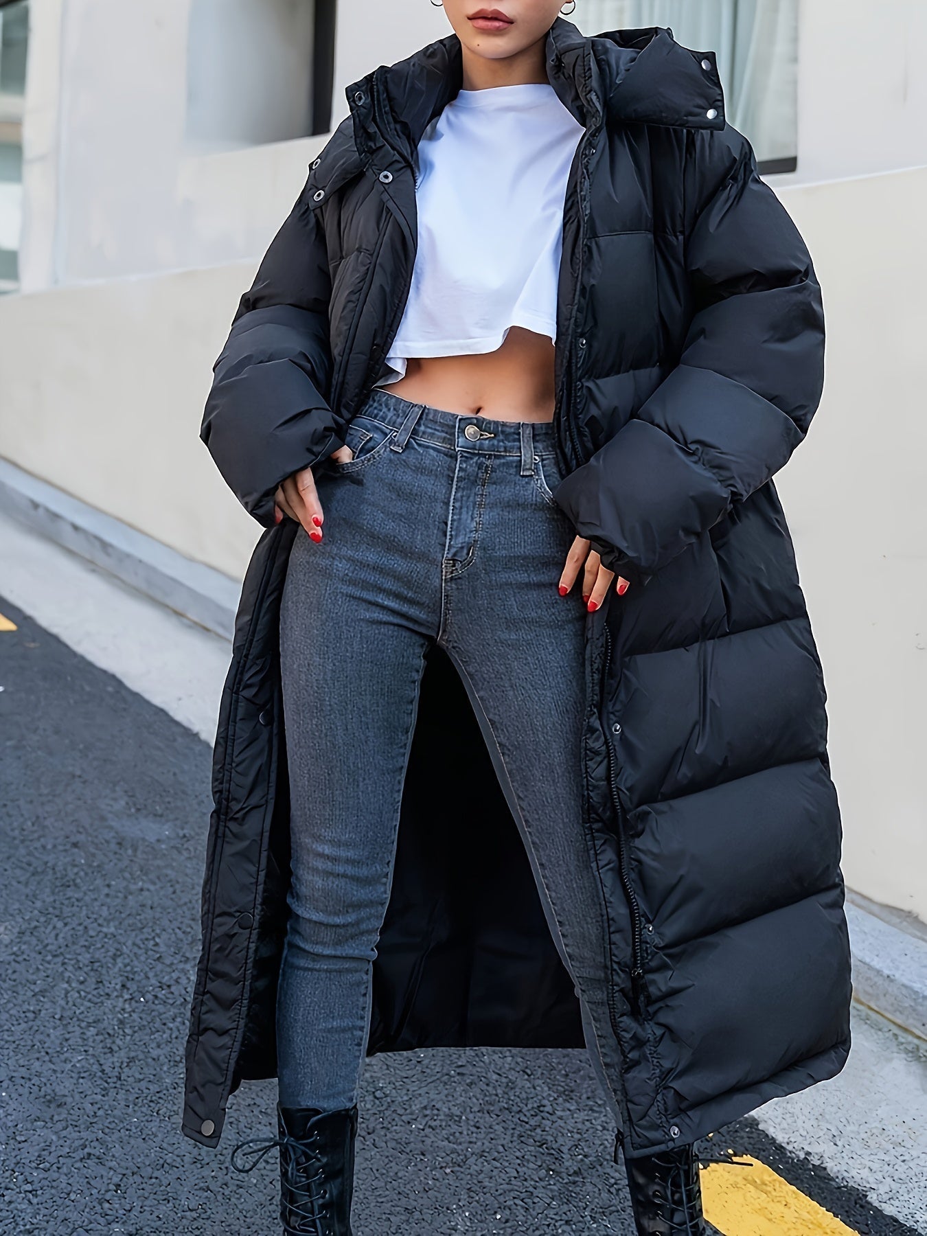 Cozy Black Puffer Jacket with Winter Insulation