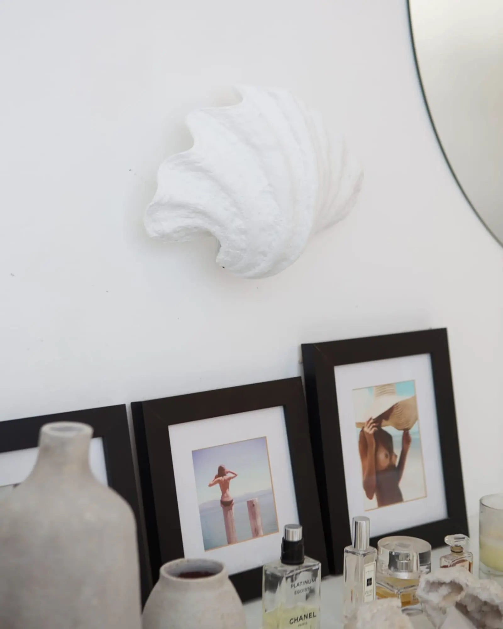 Curved Shell Wall Light