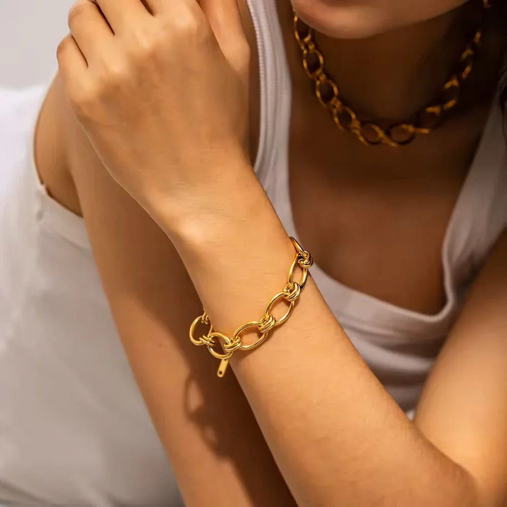 Amy Gold Bracelet