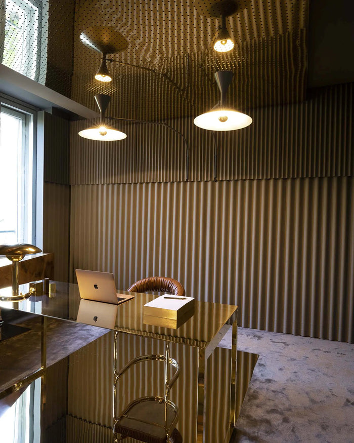 Adjustable Swing Arm Metal Wall Light
