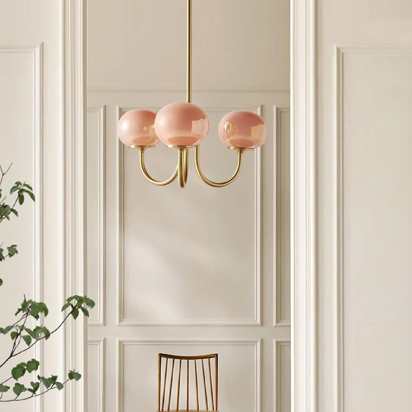 Timeless Marshmallow Chandelier with Sophisticated Elegance
