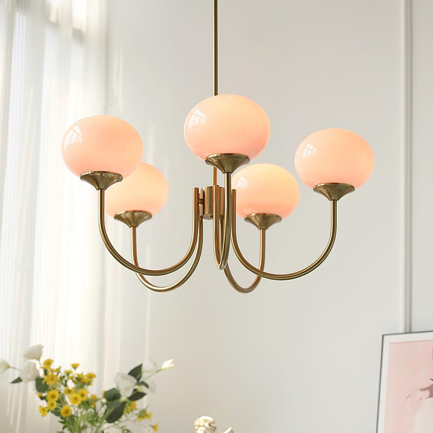 Timeless Marshmallow Chandelier with Sophisticated Elegance