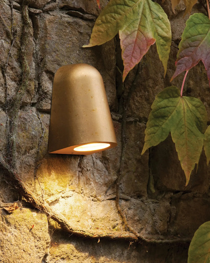 Outdoor Mast Wall Light