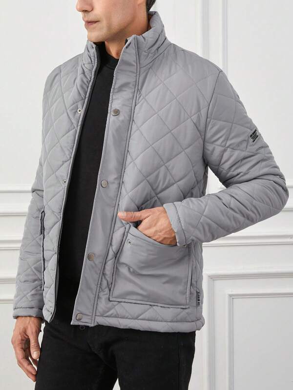 Classic Long-Sleeve Puffer Jacket for Men for Winter Comfort