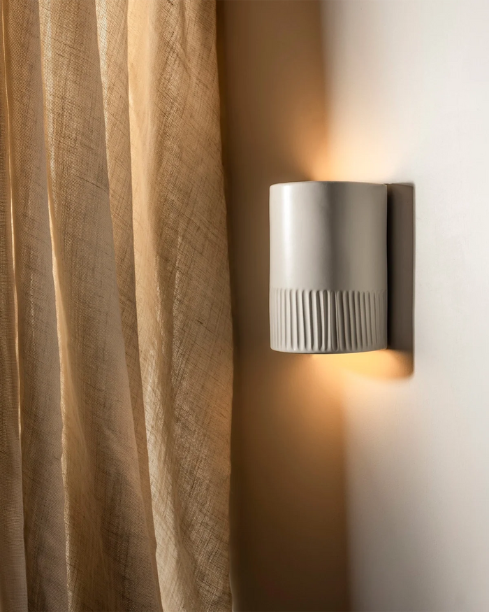 Ribbed Ceramic Wall Light
