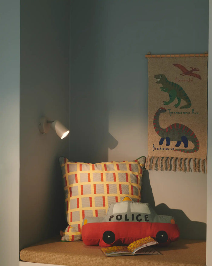 Adjustable Focus Wall Light
