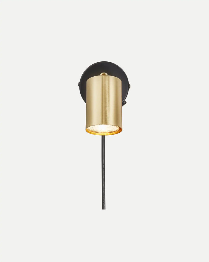 Adjustable Focus Wall Light