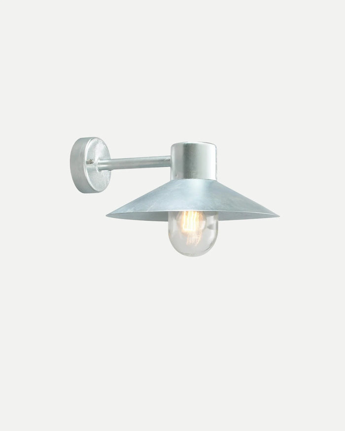 Minimalist Metal Outdoor Wall Light