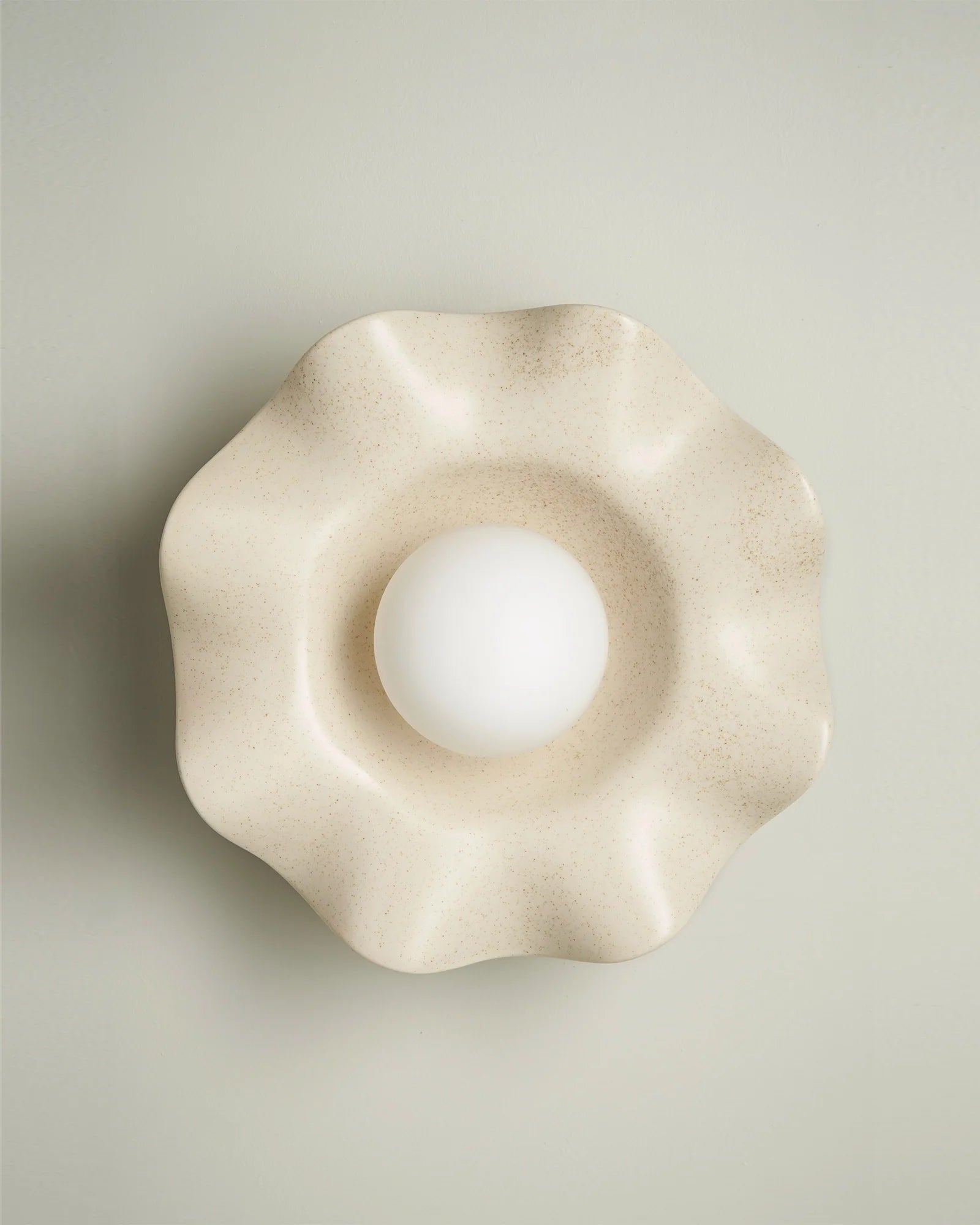 Wavy Ceramic Pearl Wall Light