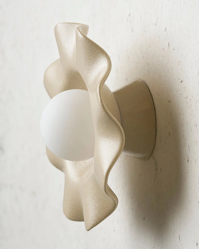 Wavy Ceramic Pearl Wall Light
