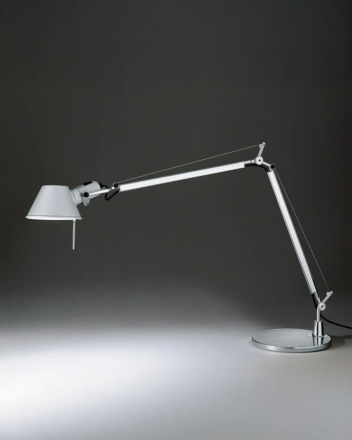 Adjustable Reading Table Lamp