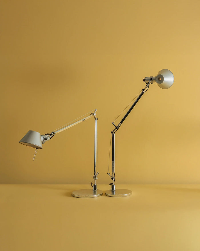 Adjustable Reading Table Lamp