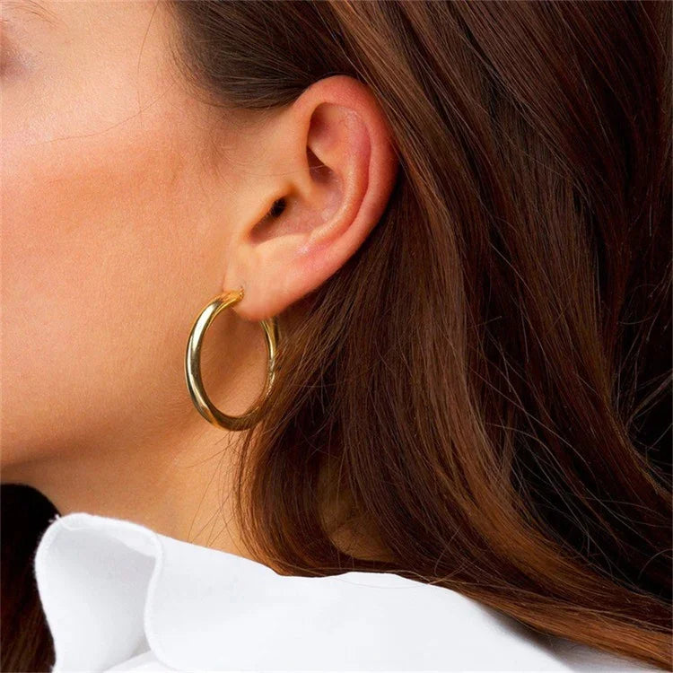 Round Broad Hoops