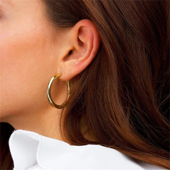 Round Broad Hoops