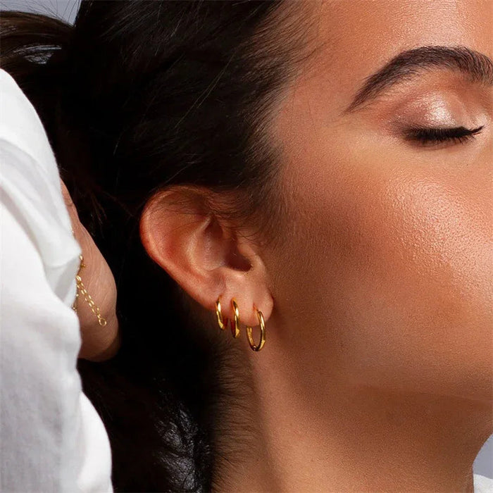 Round Classic Hoops