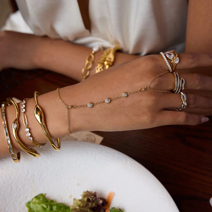 Zora Diamond Teardrop Gold Ring