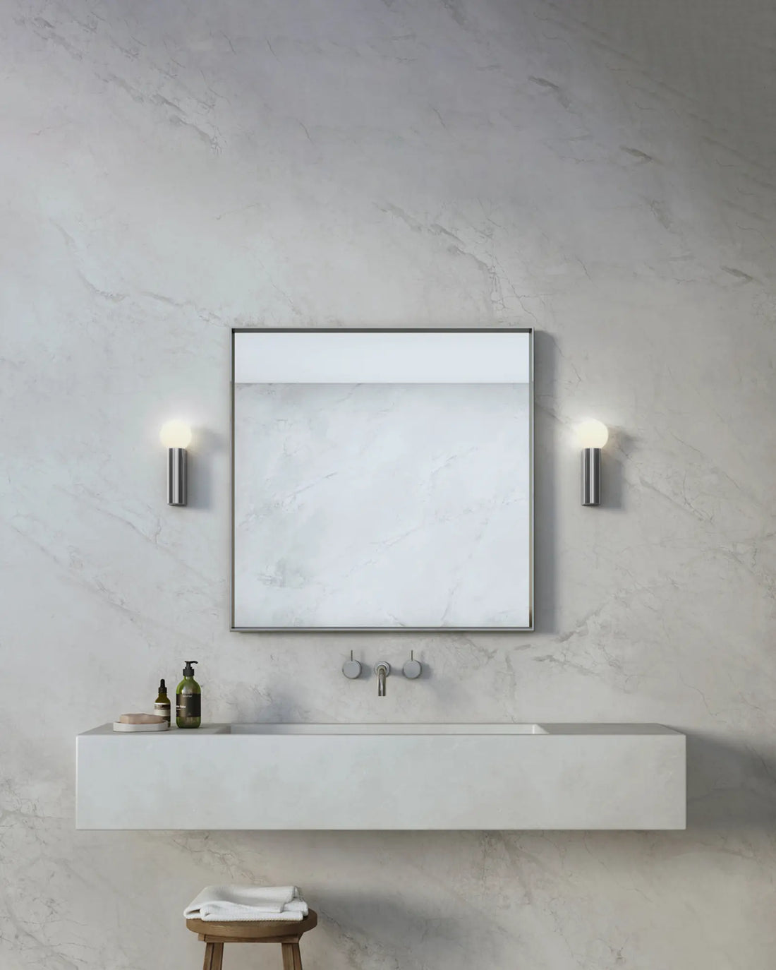 Polished Chrome Single Wall Light