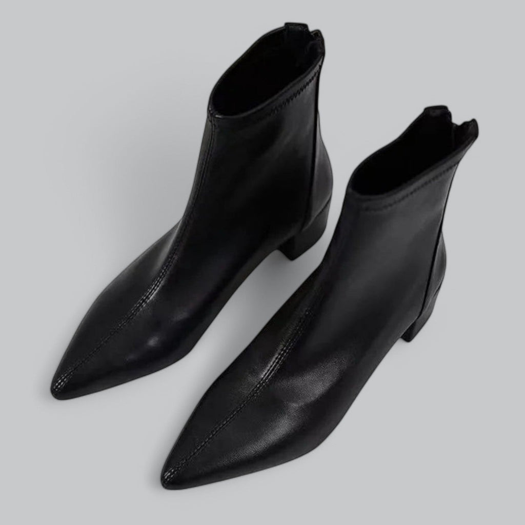 Uprise | Elegant Zip-Up Ankle Boots