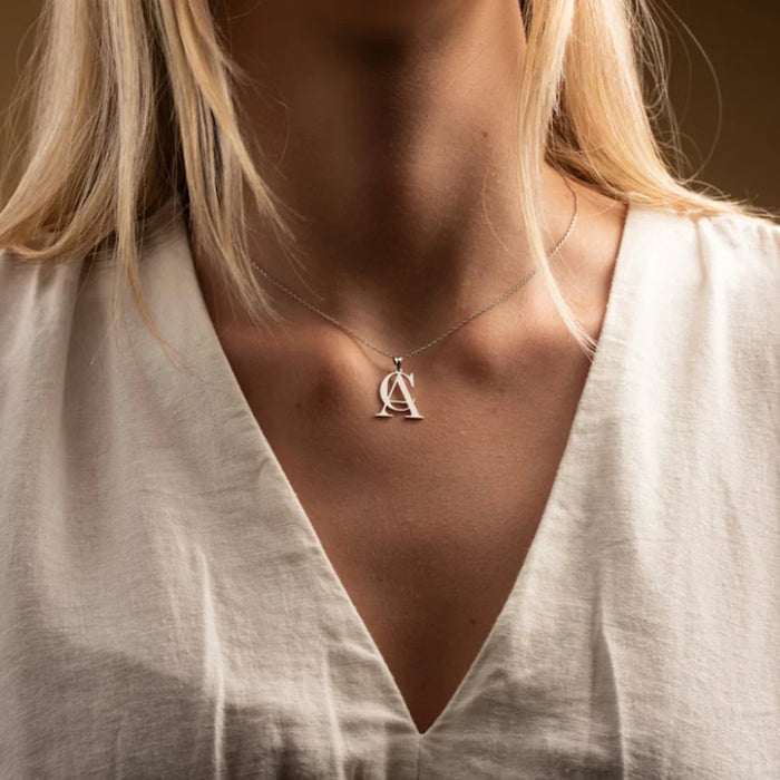 Effie Minimal Personalized Monogram Necklace