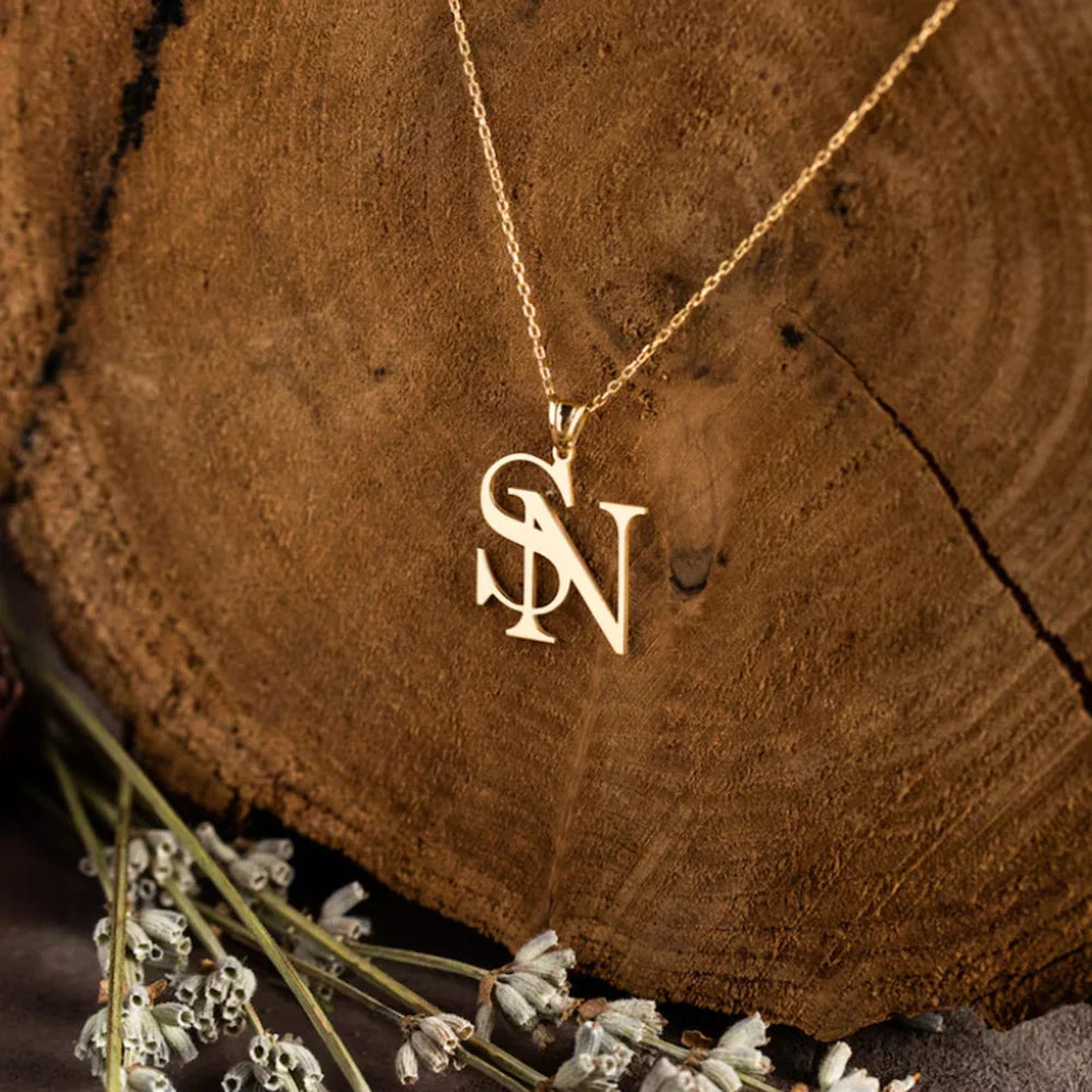 Effie Minimal Personalized Monogram Necklace