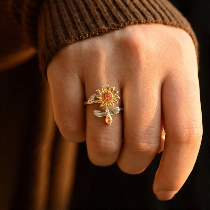 Alexa - Sunflower Serenity Anxiety Ring
