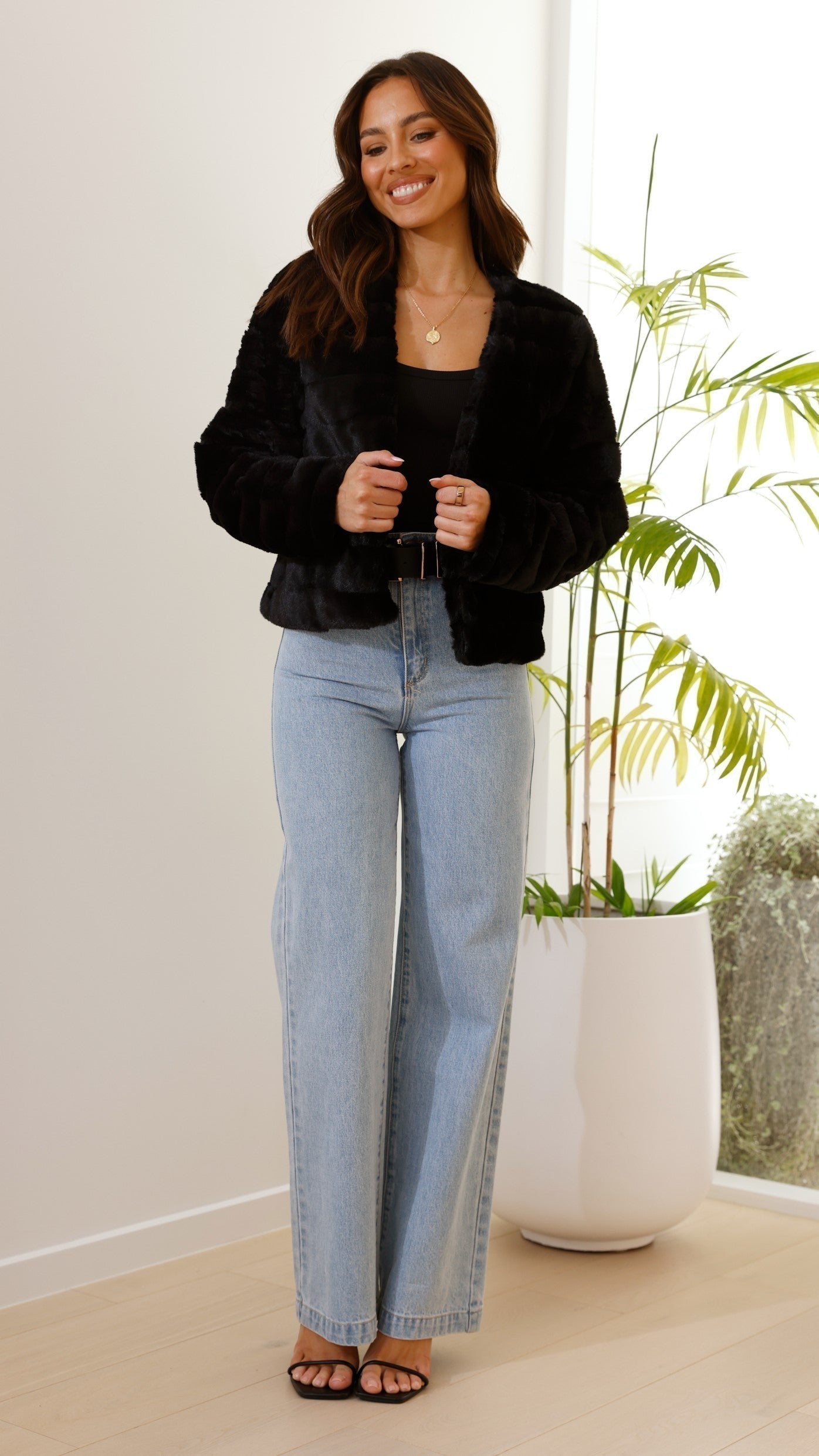 Quilted Faux Fur Crop Jacket for Women with Open Front – Structured Fit for Stylish Comfort-Coats & Jackets-Urban Devyne-Urban Devyne