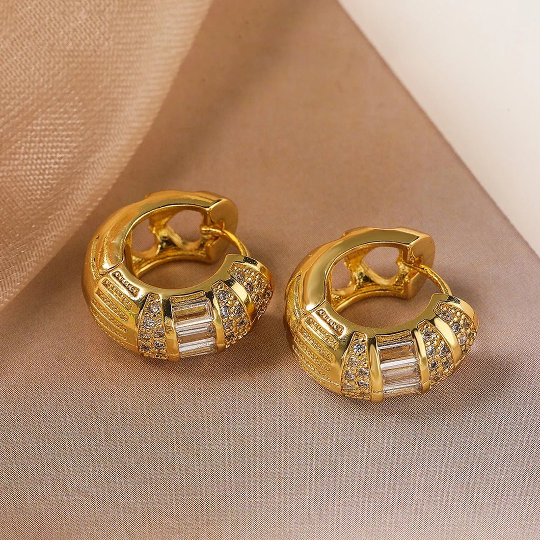 Frankie Bold Baguette Diamond Hoop Earrings