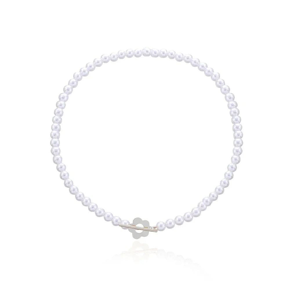 Hollie Flower Clasp Choker Necklace