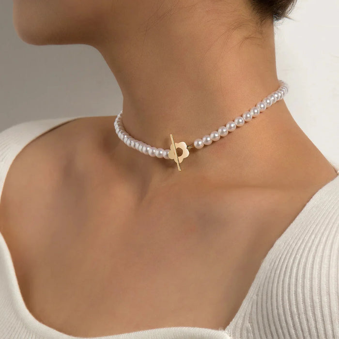 Hollie Flower Clasp Choker Necklace