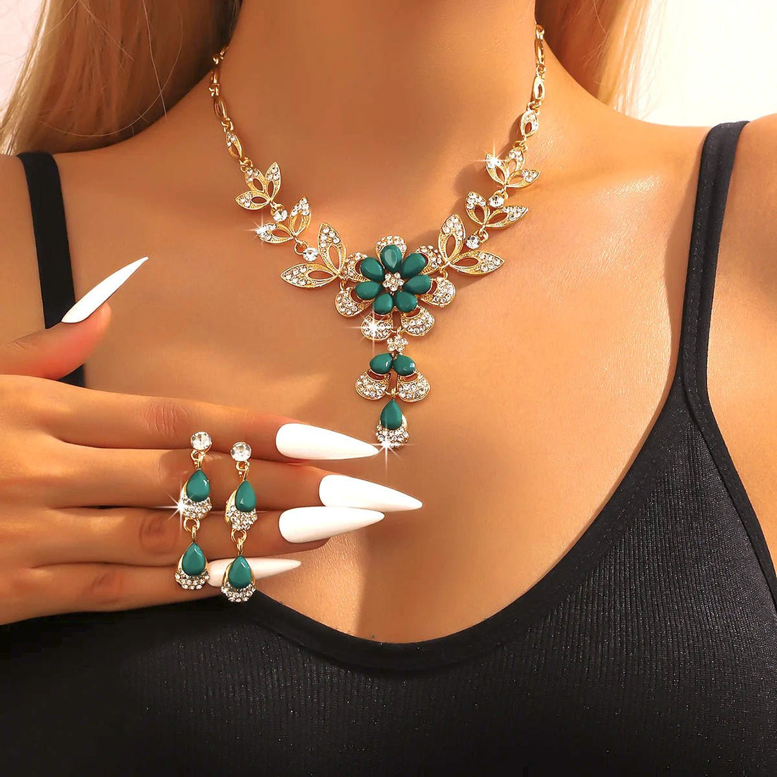 Zinnia Floral Diamond Necklace and Earring Set