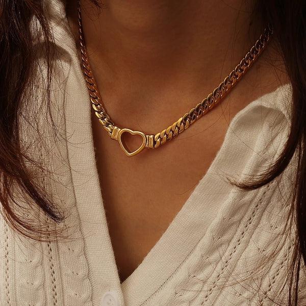 Heart Choker Vanee