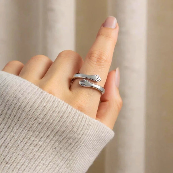 Hug Ring for My Precious Daughter