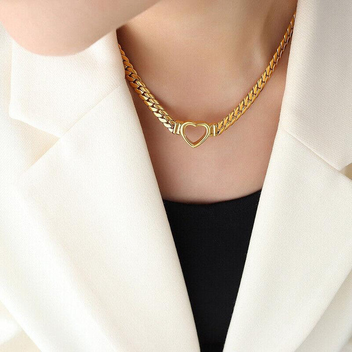Heart Choker Vanee